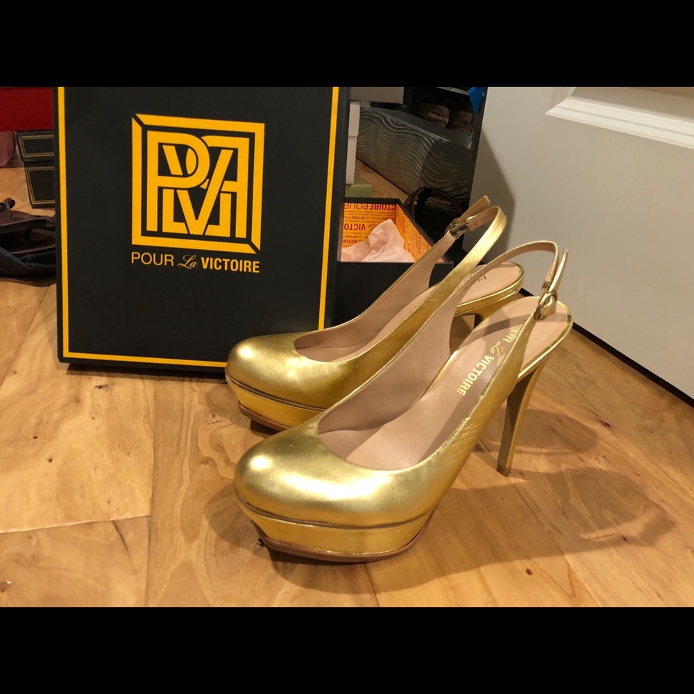 Pour La Victoire sling back pumps